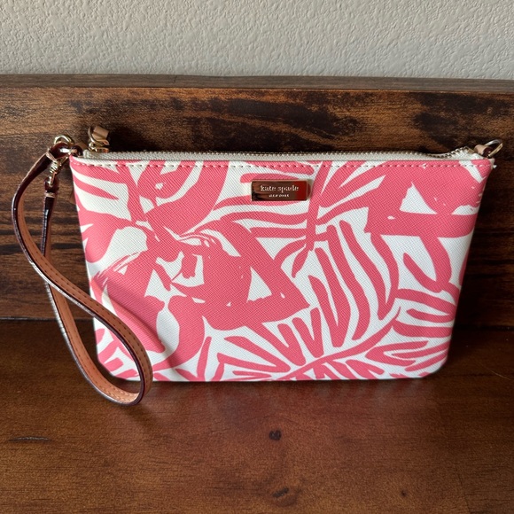 Kate Spade NWOT Grant Street Peony Palm Wristlet Clutch - Picture 1 of 8